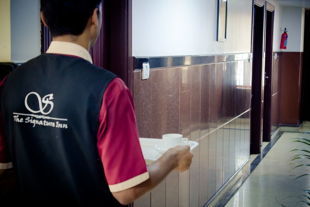 The Signature Inn Bangalore Luaran gambar